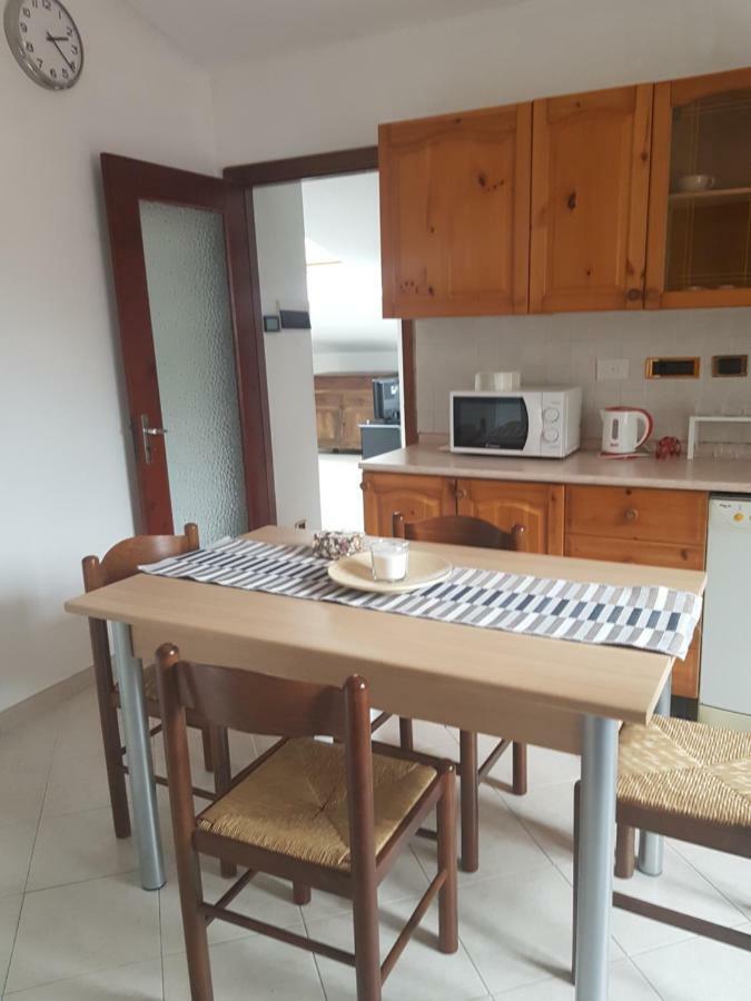 La Mansarda Apartment เลวานโต ภายนอก รูปภาพ